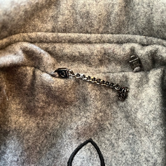 Guess Vintage Wool Gray Peacoat - Picture 15 of 16